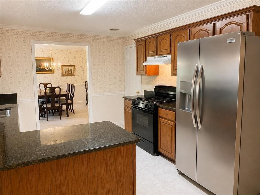 3 bedroom, 2 bathroom, 1,753 sq ft single family residence for sale at 3575 Thrush Court, Loganville, GA 30052 — photo 6