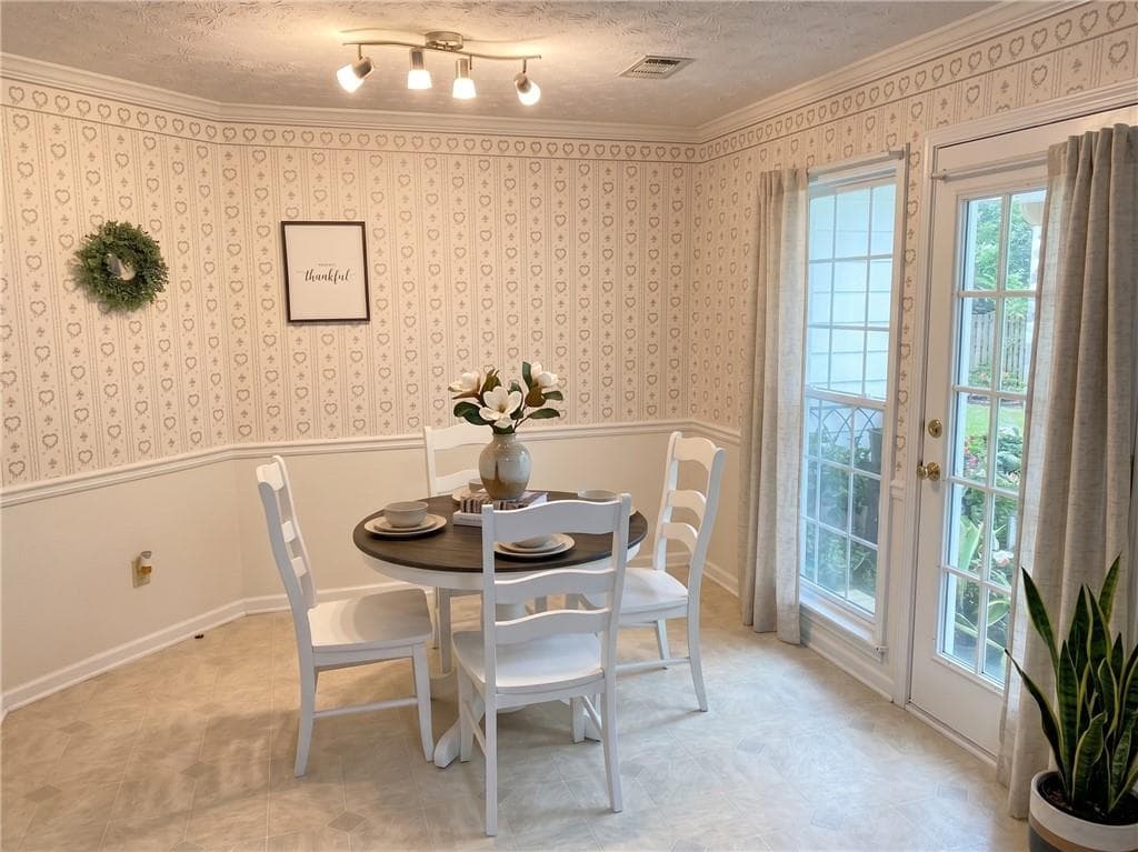 3 bedroom, 2 bathroom, 1,753 sq ft single family residence for sale at 3575 Thrush Court, Loganville, GA 30052 — photo 10
