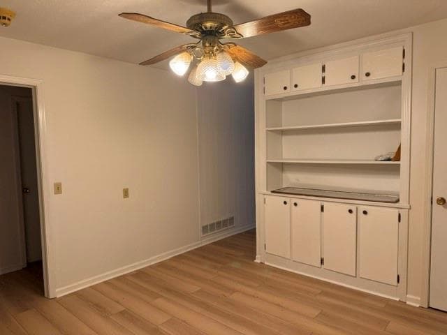 4 bedroom, 2 bathroom, 1,300 sq ft single family residence for rent at 11100 Jones Bridge Road, Johns Creek, GA 30022 for $2,600 a month — photo 4