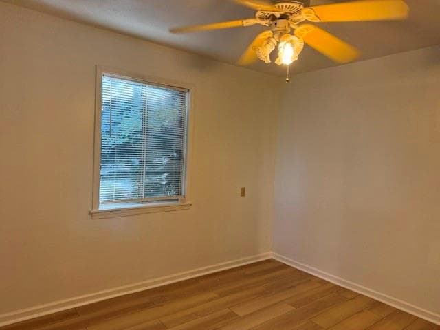 4 bedroom, 2 bathroom, 1,300 sq ft single family residence for rent at 11100 Jones Bridge Road, Johns Creek, GA 30022 for $2,600 a month — photo 5