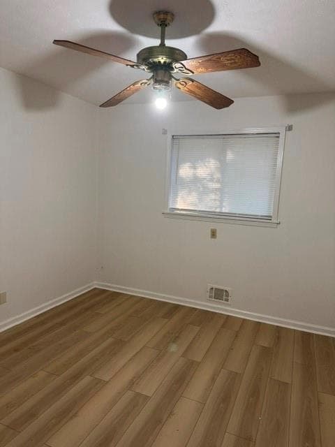 4 bedroom, 2 bathroom, 1,300 sq ft single family residence for rent at 11100 Jones Bridge Road, Johns Creek, GA 30022 for $2,600 a month — photo 6