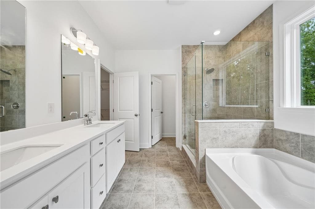 5 bedroom, 4 bathroom, 2,498 sq ft single family residence for sale at 202 Sheryl Way, Loganville, GA 30052 — photo 4