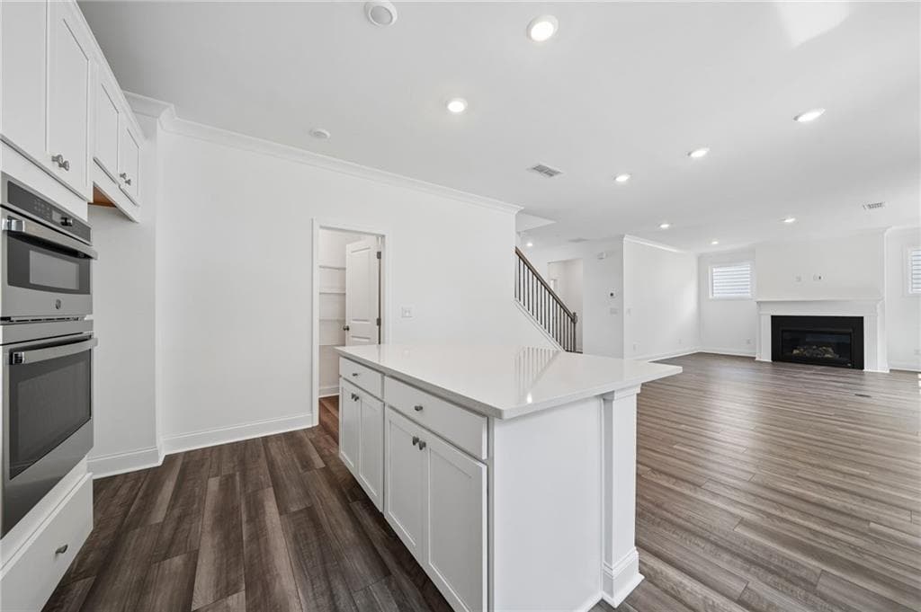 5 bedroom, 4 bathroom, 2,498 sq ft single family residence for sale at 202 Sheryl Way, Loganville, GA 30052 — photo 6