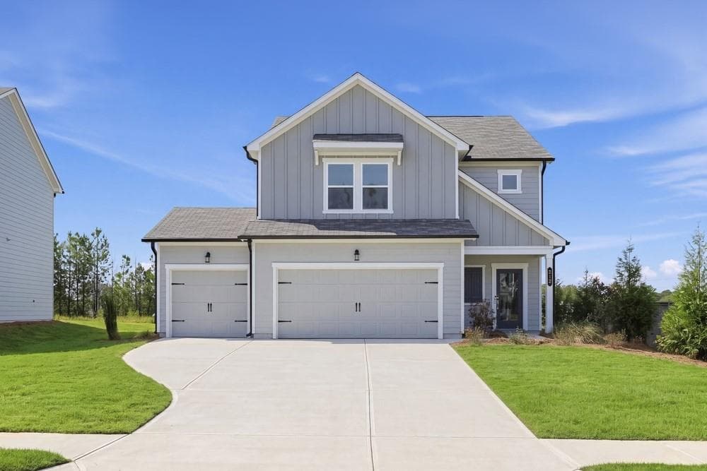 5 bedroom, 3 bathroom, 2,598 sq ft single family residence for sale at 212 Groveton Court, Euharlee, GA 30145