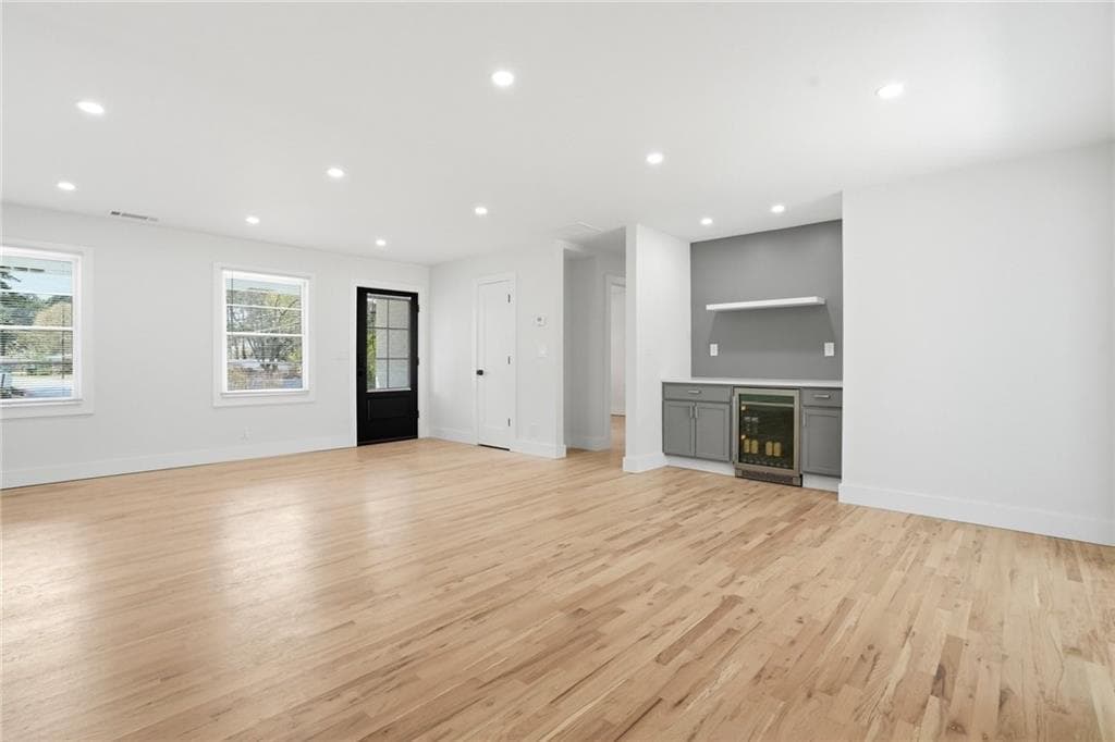 4 bedroom, 3 bathroom, 2,200 sq ft single family residence for sale at 5542 Joeclay Drive, Stone Mountain, GA 30088 — photo 5