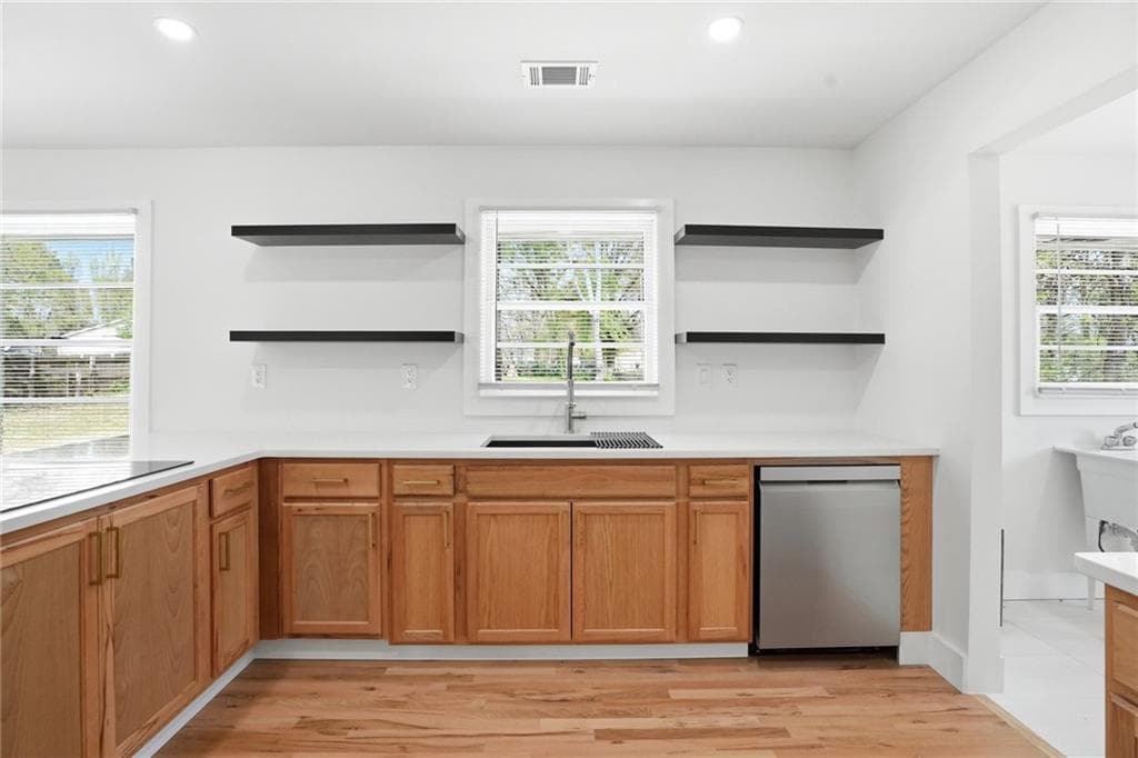 4 bedroom, 3 bathroom, 2,200 sq ft single family residence for sale at 5542 Joeclay Drive, Stone Mountain, GA 30088 — photo 7