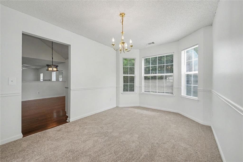 3 bedroom, 3 bathroom, 1,994 sq ft single family residence under contract at 1620 Village Place Circle, Conyers, GA 30012 — photo 6