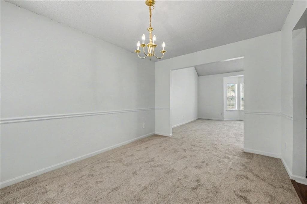 3 bedroom, 3 bathroom, 1,994 sq ft single family residence under contract at 1620 Village Place Circle, Conyers, GA 30012 — photo 7