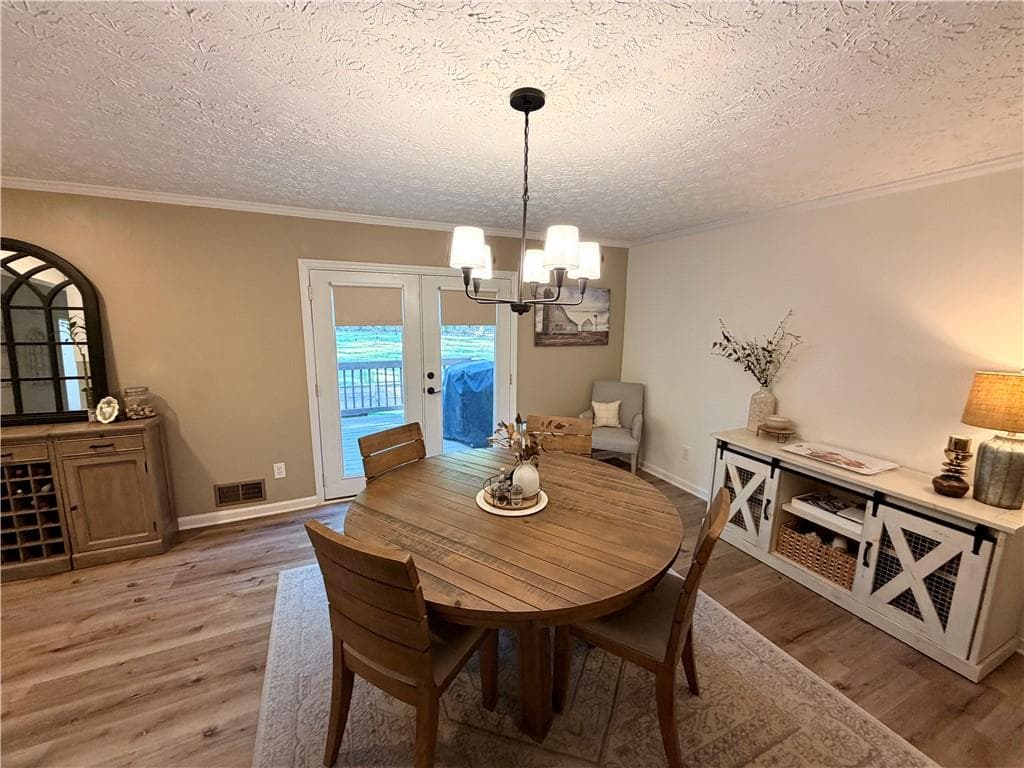 4 bedroom, 2 bathroom, 1,972 sq ft single family residence for sale at 3021 Mills Ridge Drive, Canton, GA 30114 — photo 10