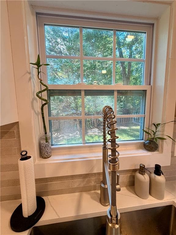 4 bedroom, 2 bathroom, 1,972 sq ft single family residence for sale at 3021 Mills Ridge Drive, Canton, GA 30114 — photo 6
