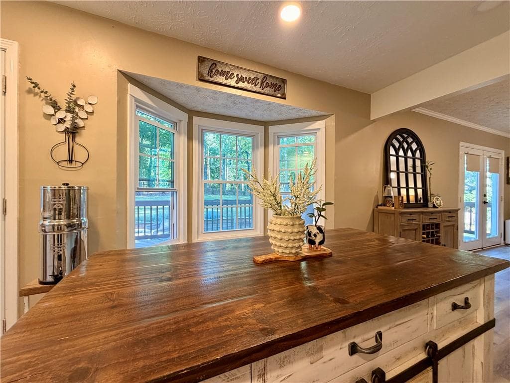 4 bedroom, 2 bathroom, 1,972 sq ft single family residence for sale at 3021 Mills Ridge Drive, Canton, GA 30114 — photo 7