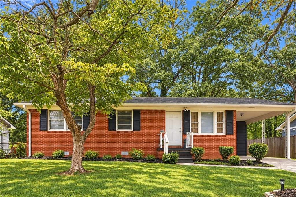3 bedroom, 2 bathroom, 1,000 sq ft single family residence for sale at 3249 Renault Road, Atlanta, GA 30354 — photo 1 of 10