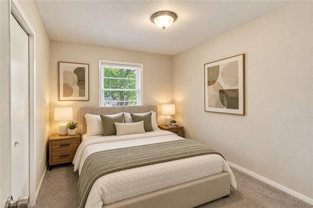 3 bedroom, 2 bathroom, 1,000 sq ft single family residence for sale at 3249 Renault Road, Atlanta, GA 30354 — photo 4