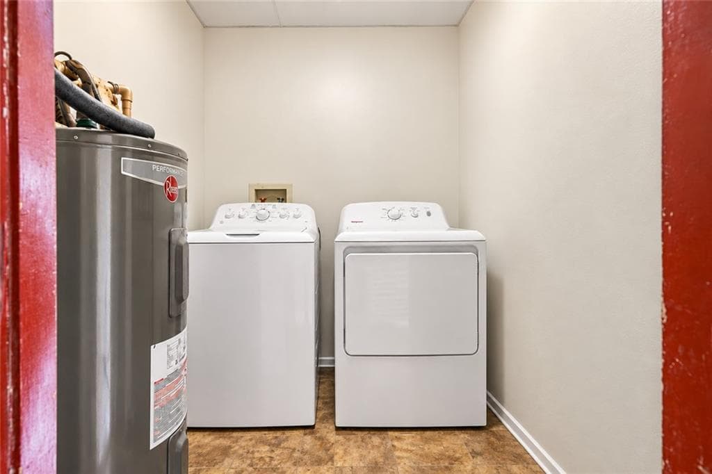 3 bedroom, 2 bathroom, 1,000 sq ft single family residence for sale at 3249 Renault Road, Atlanta, GA 30354 — photo 8