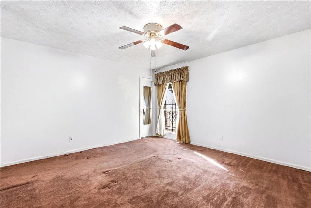 3 bedroom, 2 bathroom, 1,304 sq ft condominium for sale at 3188 Abbeywood Drive, Decatur, GA 30034 — photo 10