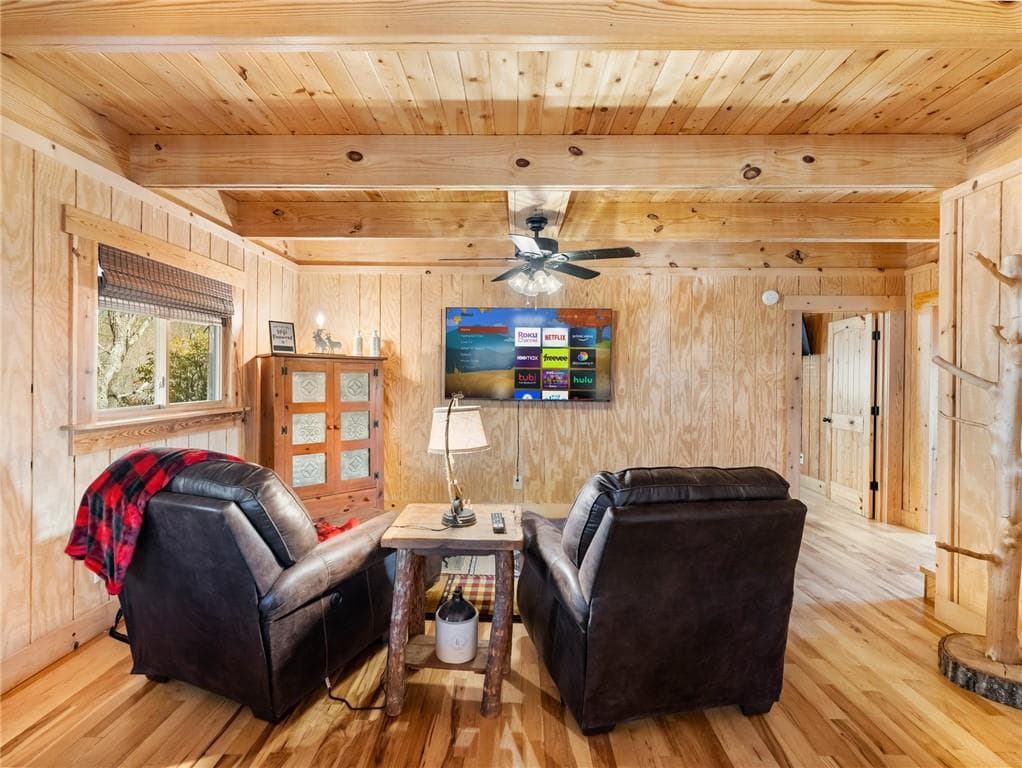 5 bedroom, 3 bathroom, 2,960 sq ft single family residence for sale at 333 Skywood Lane, Cleveland, GA 30528 — photo 3