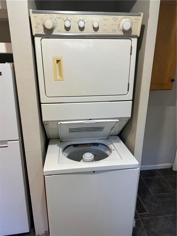 2 bedroom, 1 bathroom, 1,035 sq ft single family residence for rent at 691 Daniel Avenue, Decatur, GA 30032 for $1,500 a month — photo 10