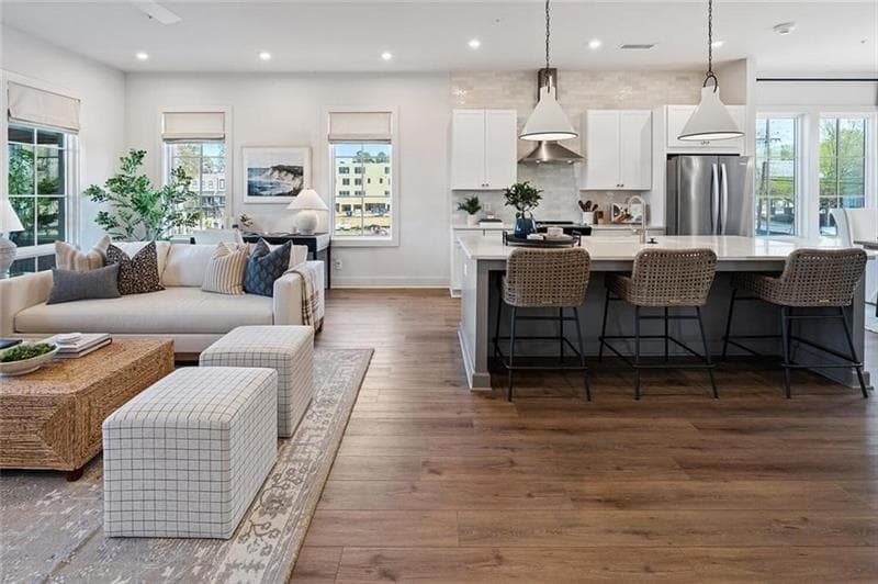 3 bedroom, 3 bathroom, 1,853 sq ft condominium for sale at 1273 Longreen Terrace 8, Atlanta, GA 30318 — photo 7