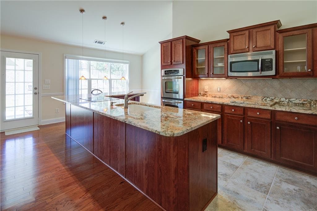 4 bedroom, 3 bathroom, 2,890 sq ft single family residence for sale at 111 River Mill Lane, Dawsonville, GA 30534 — photo 2