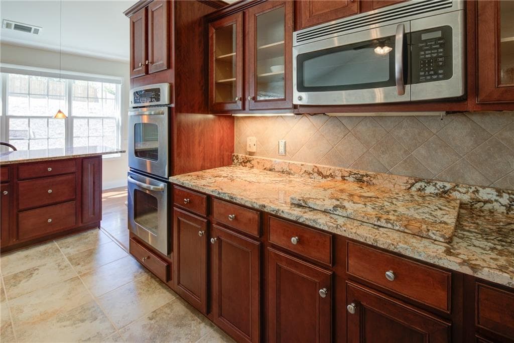 4 bedroom, 3 bathroom, 2,890 sq ft single family residence for sale at 111 River Mill Lane, Dawsonville, GA 30534 — photo 4
