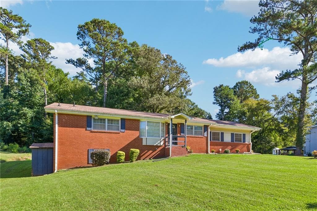 2 bedroom, 2 bathroom, 1,232 sq ft single family residence for sale at 496 Gardner Road, Stockbridge, GA 30281 — photo 3