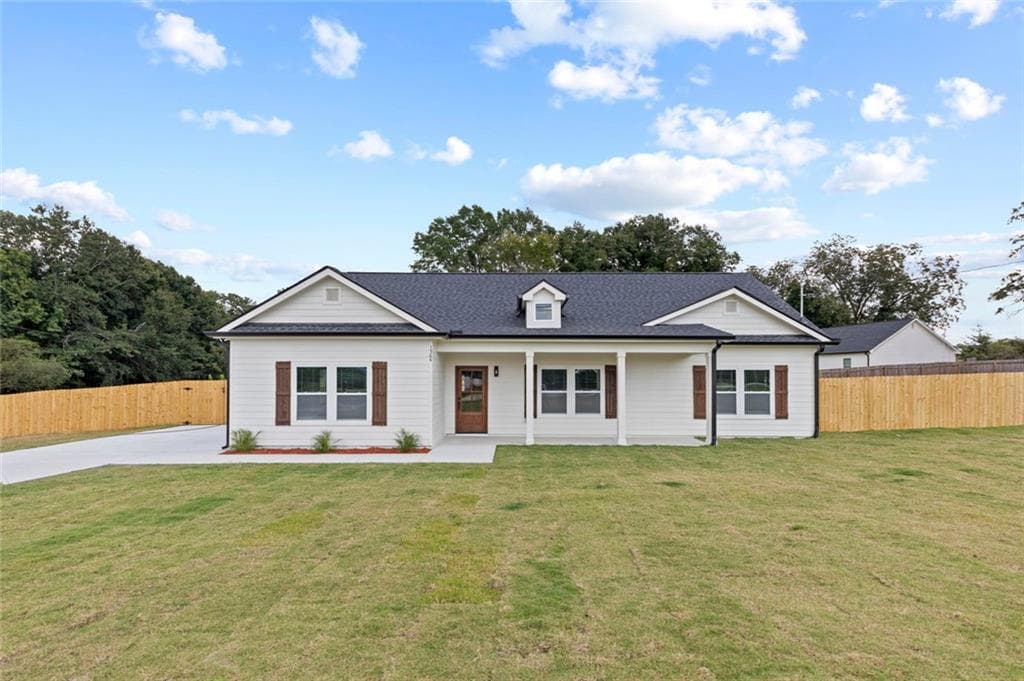 3 bedroom, 2 bathroom, 2,200 sq ft single family residence for sale at 1564 McIntosh Road, Douglasville, GA 30134