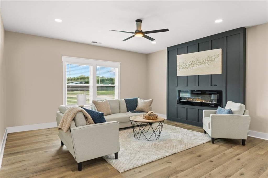 3 bedroom, 2 bathroom, 2,200 sq ft single family residence for sale at 1564 McIntosh Road, Douglasville, GA 30134 — photo 6