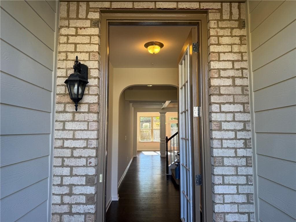 3 bedroom, 3 bathroom, 1,994 sq ft townhouse for sale at 3487 Desoto Road, Snellville, GA 30078 — photo 2