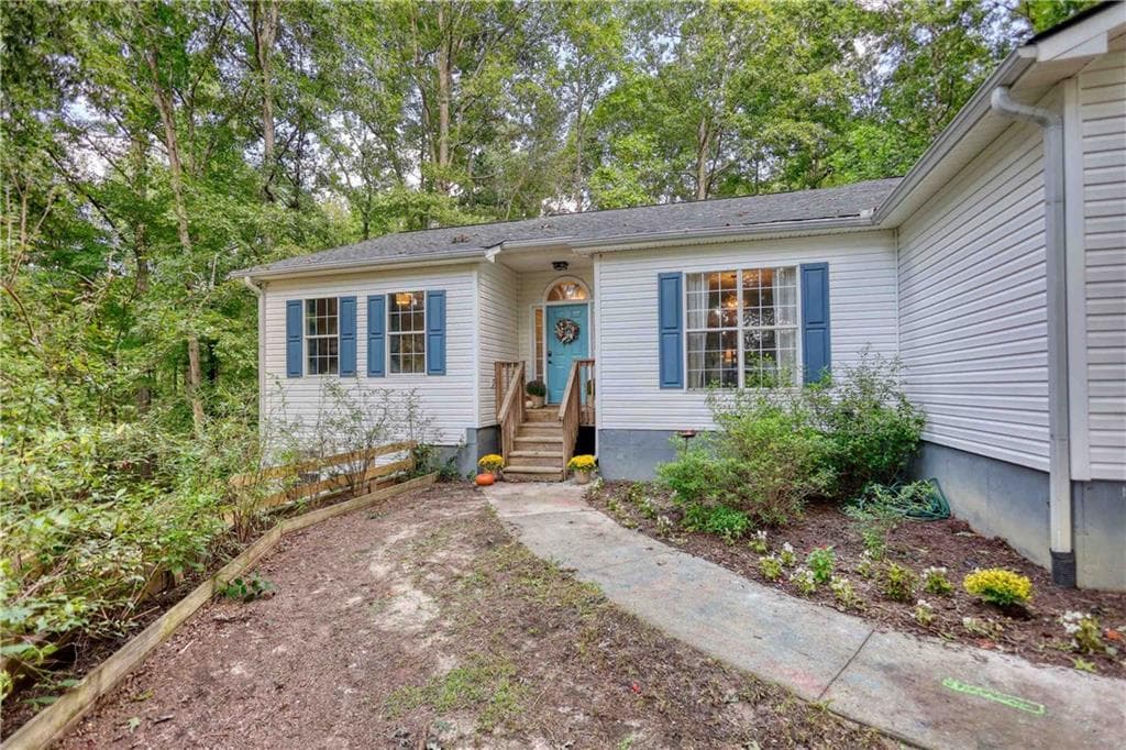 3 bedroom, 2 bathroom, 2,778 sq ft single family residence for sale at 1191 Duncan Road, Oxford, GA 30054 — photo 6