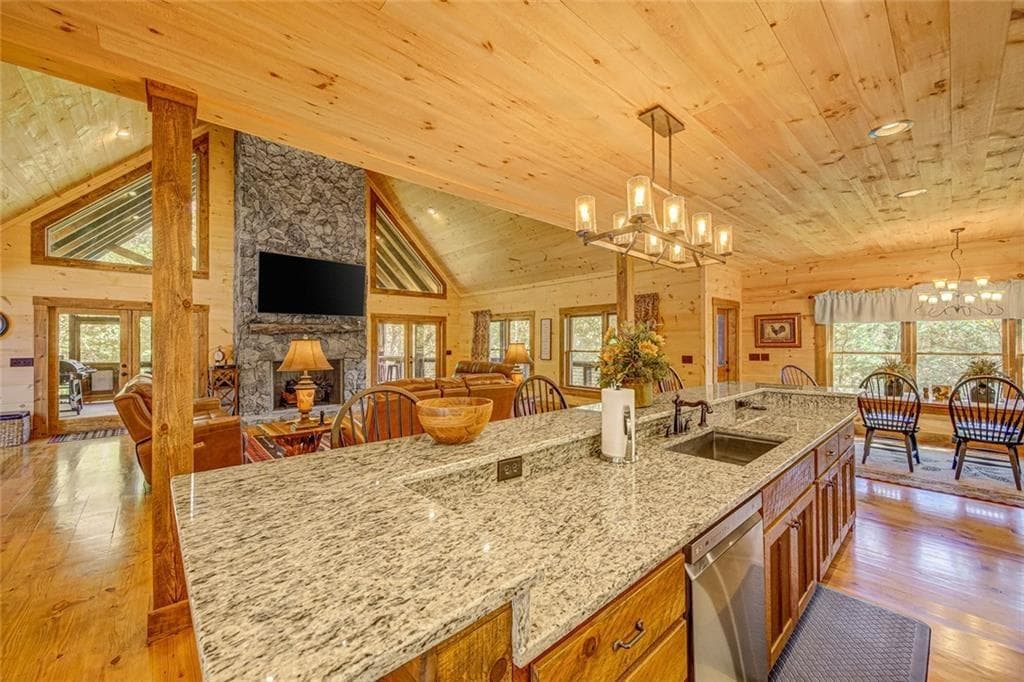 4 bedroom, 5 bathroom, 6,600 sq ft single family residence for sale at 380 Biguns Boulevard, Talking Rock, GA 30175 — photo 8