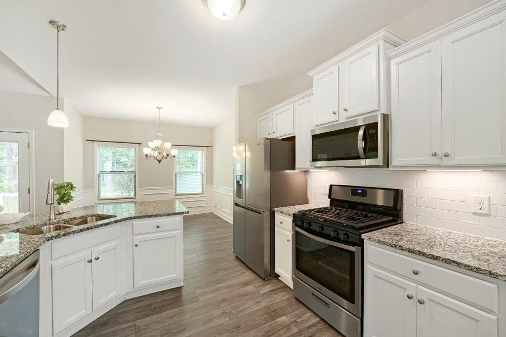 3 bedroom, 2 bathroom, 1,736 sq ft single family residence for sale at 415 Smallwood Lane, Douglasville, GA 30134 — photo 10