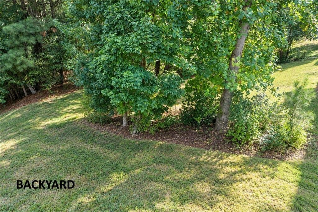 6 bedroom, 4 bathroom, 2,666 sq ft single family residence for sale at 2510 Tolliver Drive, Ellenwood, GA 30294 — photo 7