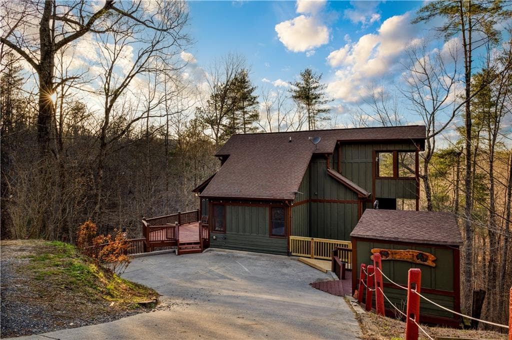 4 bedroom, 4 bathroom, 2,353 sq ft single family residence for sale at 490 Finale Street, Talking Rock, GA 30175 — photo 6