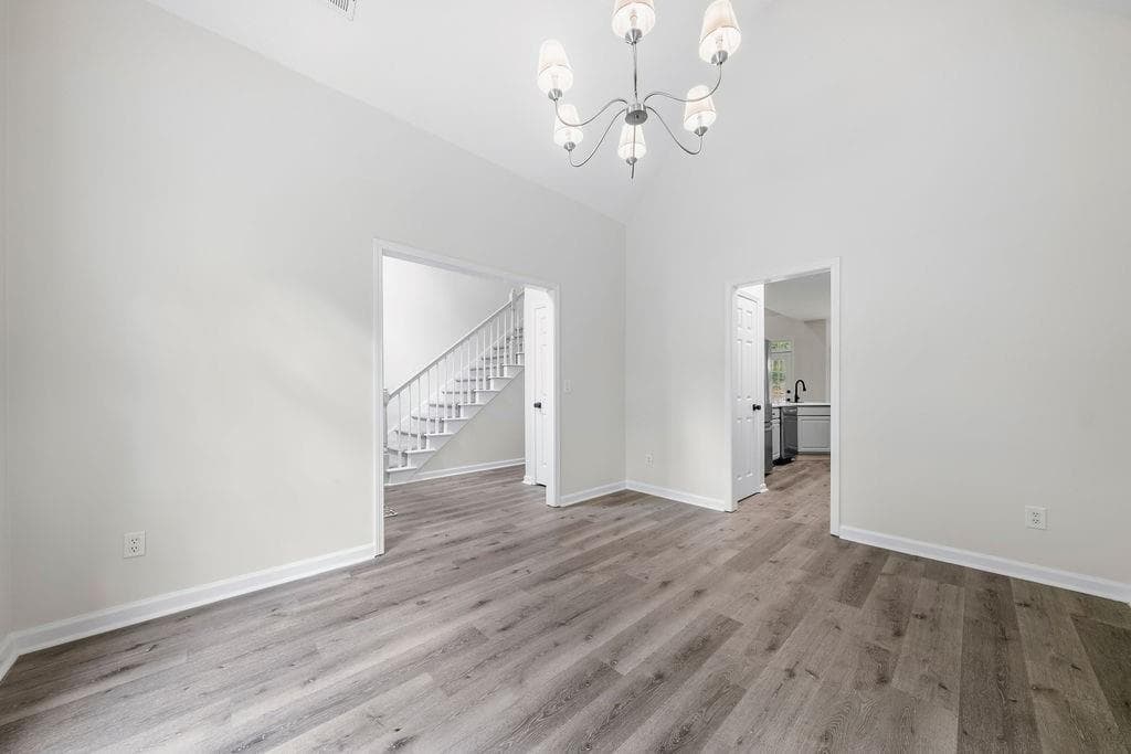 4 bedroom, 3 bathroom, 2,228 sq ft single family residence for sale at 4052 Thornbrook Lane, Marietta, GA 30066 — photo 8