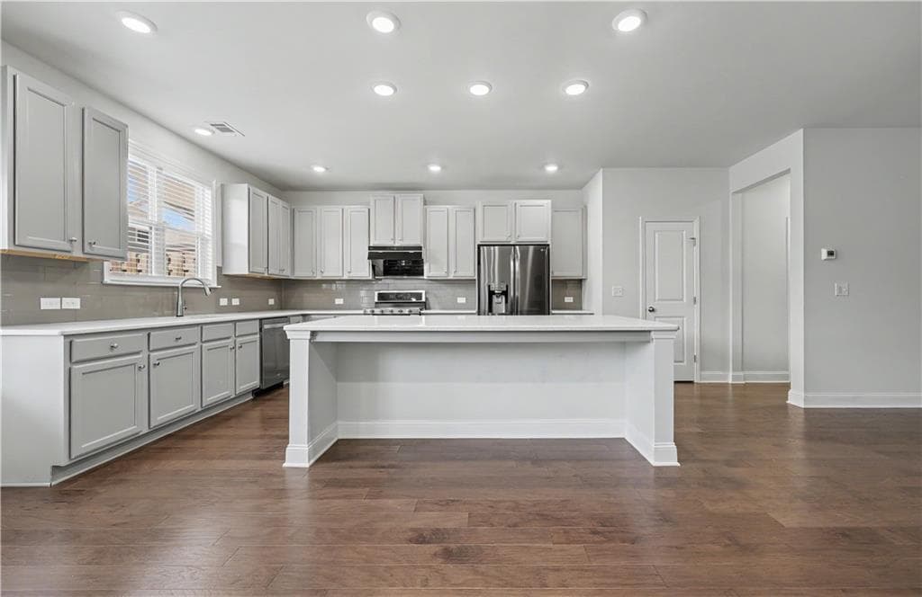 3 bedroom, 3 bathroom, 2,225 sq ft townhouse for sale at 3434 Senna Road, Duluth, GA 30096 — photo 5
