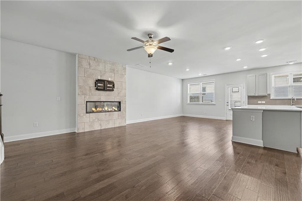 3 bedroom, 3 bathroom, 2,225 sq ft townhouse for sale at 3434 Senna Road, Duluth, GA 30096 — photo 6