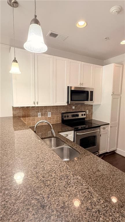 2 bedroom, 3 bathroom, 1,281 sq ft townhouse for sale at 221 Semel Circle 249, Atlanta, GA 30309 — photo 7
