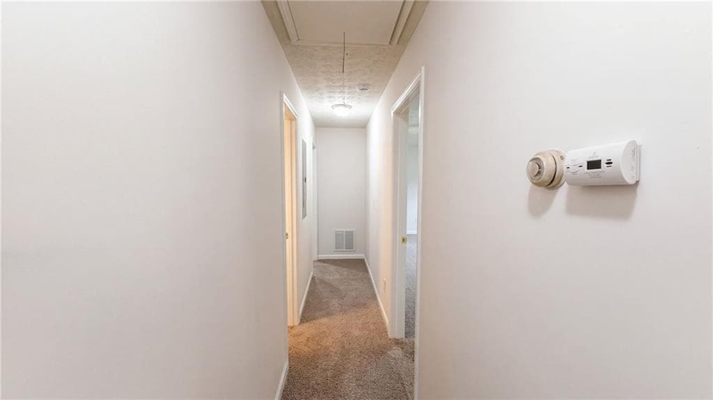 2 bedroom, 1 bathroom, 1,181 sq ft single family residence for sale at 8181 Highland Drive, Covington, GA 30014 — photo 10