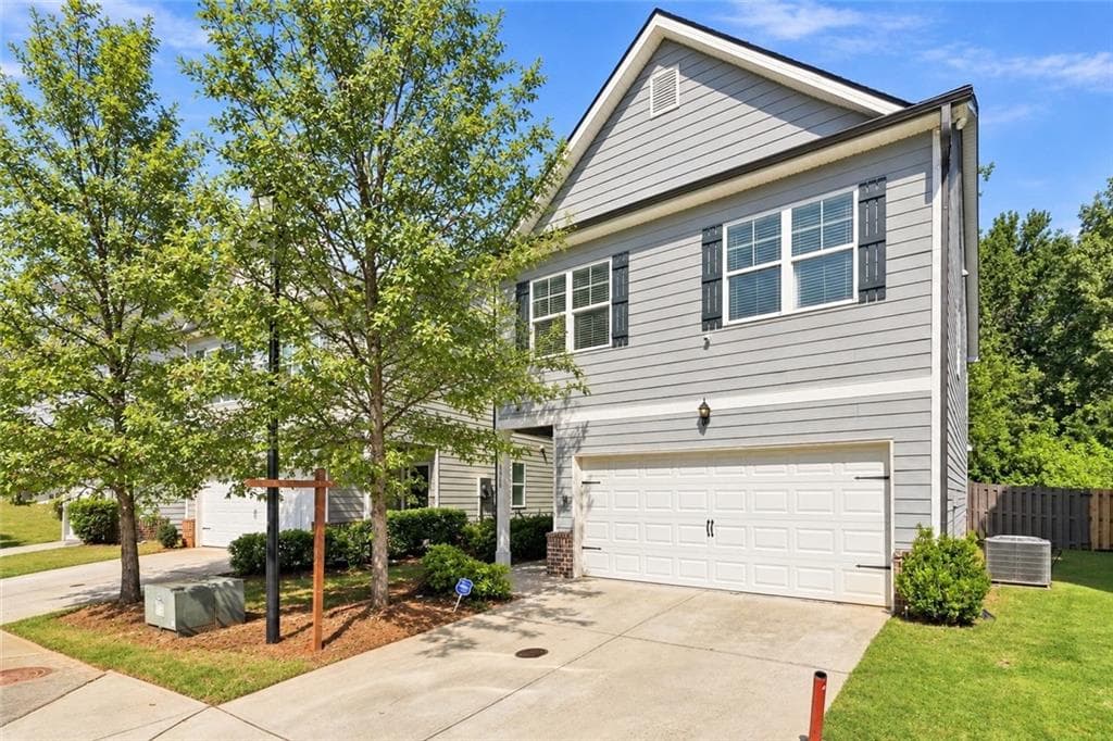 3 bedroom, 3 bathroom, 1,876 sq ft single family residence for sale at 1620 Jacobs Way, Tucker, GA 30083 — photo 2