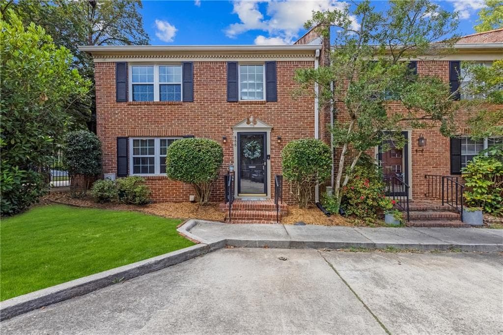 2 bedroom, 3 bathroom, 1,536 sq ft townhouse for sale at 866 E Ponce De Leon Avenue, Decatur, GA 30030