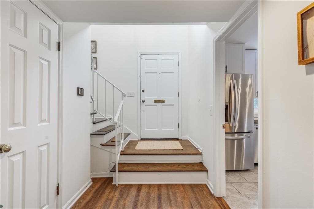 2 bedroom, 3 bathroom, 1,536 sq ft townhouse for sale at 866 E Ponce De Leon Avenue, Decatur, GA 30030 — photo 4
