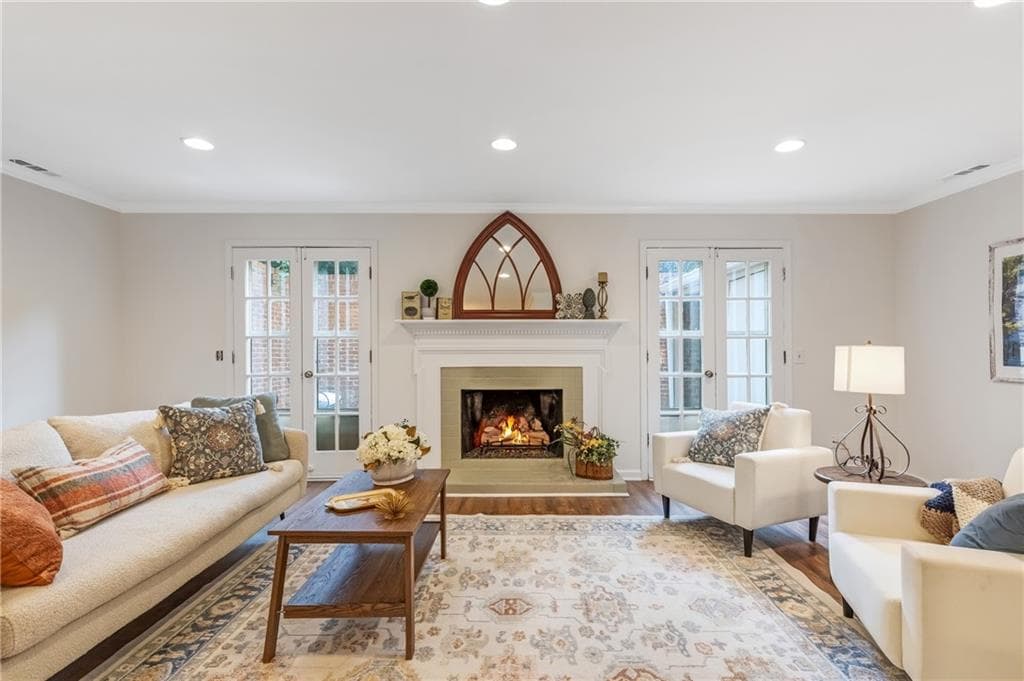 2 bedroom, 3 bathroom, 1,536 sq ft townhouse for sale at 866 E Ponce De Leon Avenue, Decatur, GA 30030 — photo 6