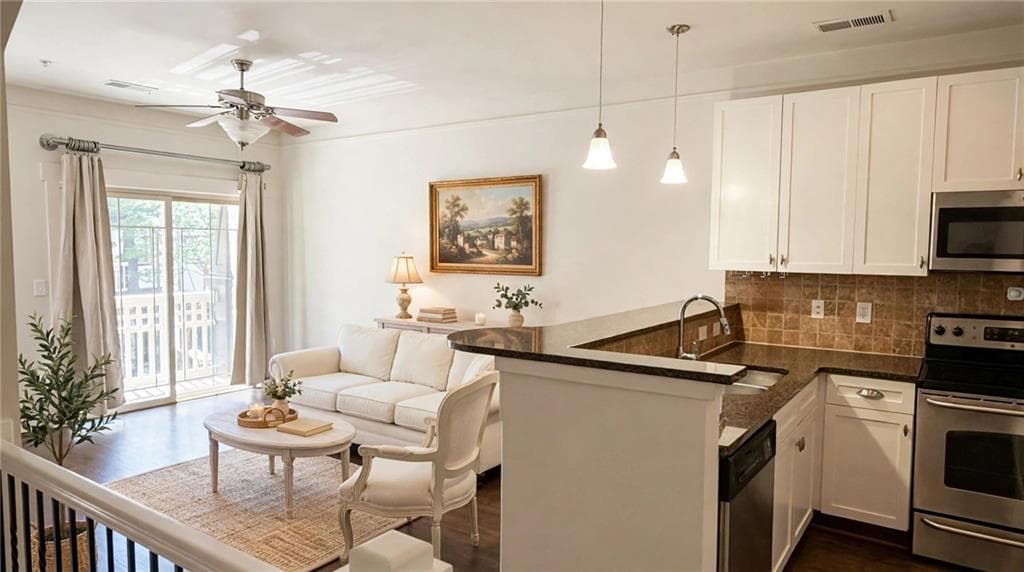 2 bedroom, 3 bathroom, 1,281 sq ft townhouse for sale at 221 Semel Circle 249, Atlanta, GA 30309 — photo 2