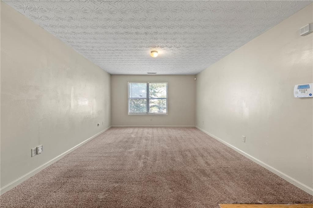 3 bedroom, 2 bathroom, 1,292 sq ft condominium for rent at 9202 Fairington Ridge Circle, Lithonia, GA 30038 for $1,375 a month — photo 3