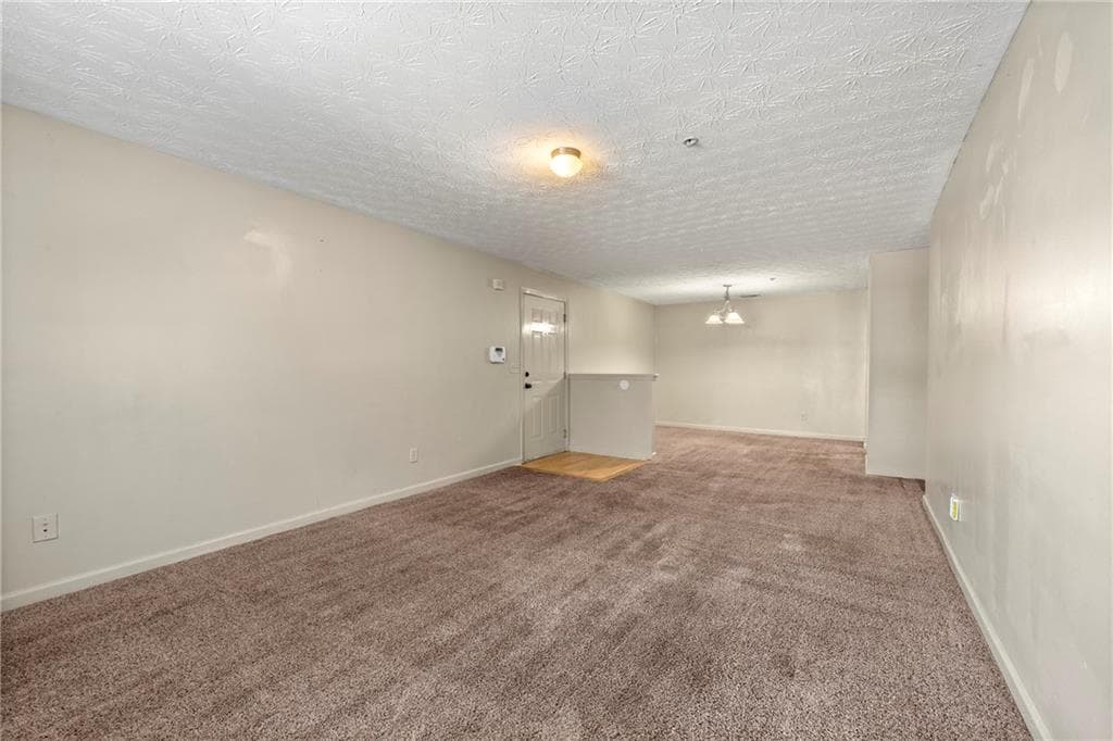 3 bedroom, 2 bathroom, 1,292 sq ft condominium for rent at 9202 Fairington Ridge Circle, Lithonia, GA 30038 for $1,375 a month — photo 4