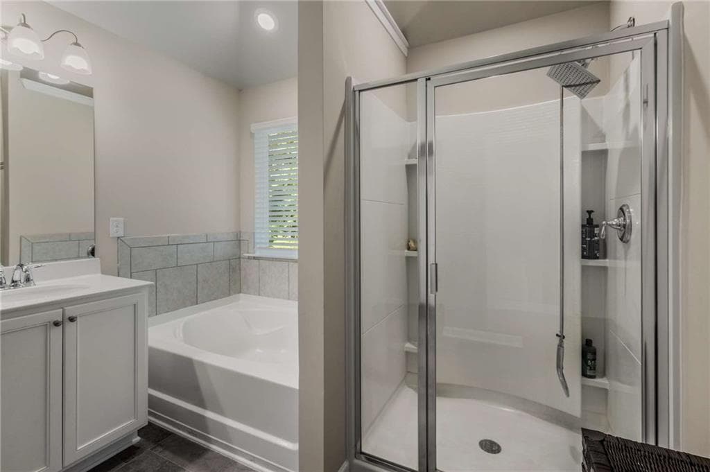 3 bedroom, 3 bathroom, 2,028 sq ft single family residence for sale at 458 Burgundy Terrace, Atlanta, GA 30354 — photo 5