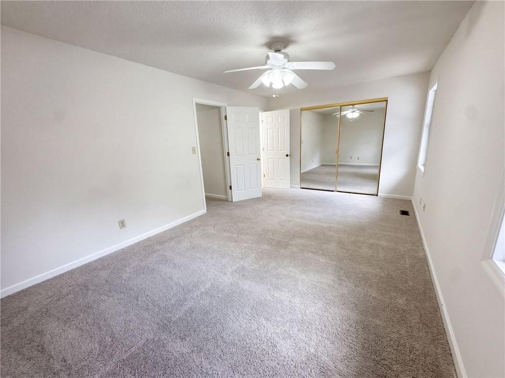 3 bedroom, 3 bathroom, 1,536 sq ft townhouse for sale at 5997 Wintergreen Road, Norcross, GA 30093 — photo 4