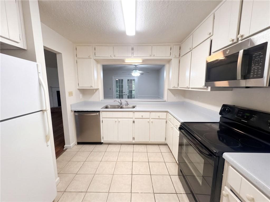 3 bedroom, 3 bathroom, 1,536 sq ft townhouse for sale at 5997 Wintergreen Road, Norcross, GA 30093 — photo 6