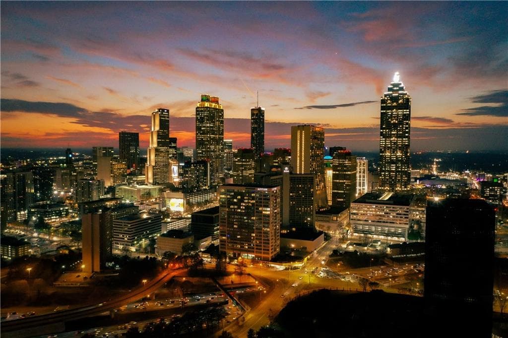 5 bedroom, 4 bathroom, 2,514 sq ft single family residence for sale at 1073 Benteen Avenue, Atlanta, GA 30312 — photo 10