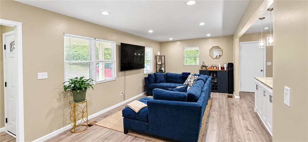 4 bedroom, 2 bathroom, 1,570 sq ft single family residence for sale at 4679 Bailey Street, South Fulton, GA 30272 — photo 6
